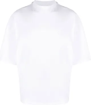 short-sleeved cotton T-shirt