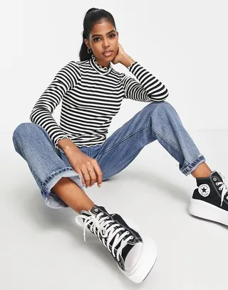 JDY high neck lettuce edge top in black stripe