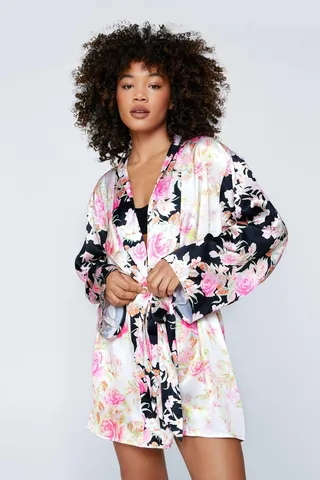 Nasty Gal Womens Satin Floral Print Color Block Mini Robe