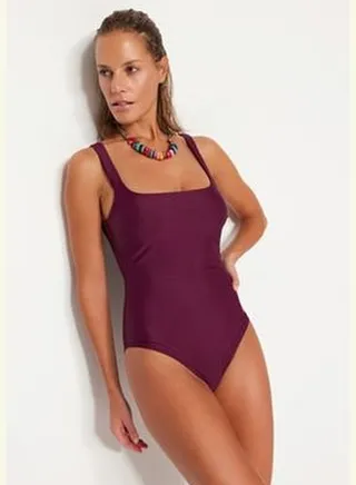Plum Square Collar Regular Leg Swimsuit TBESS22MA0005