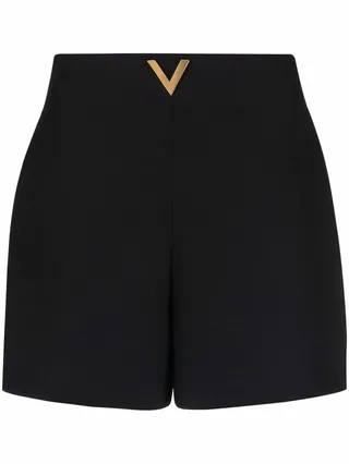 Crepe Couture logo-plaque shorts
