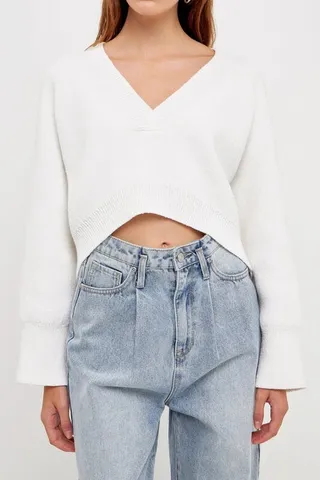 Grey Lab Cropped V-Neck Sweater - White