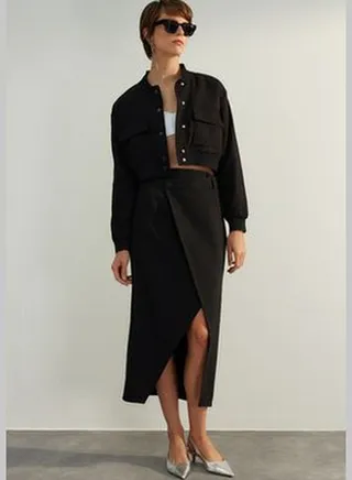 Black Limited Edition High Quality Polyviscone Fabric Midi Skirt TWOAW24ET00300