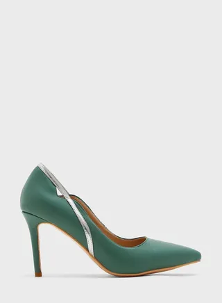Scallop Edge Metallic Trim Pointed Pump