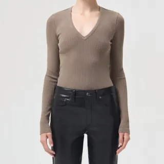Tavi Deep V Neck Long Sleeve Top in Biscotti