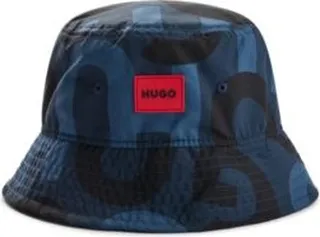 Bucket hat with stacked-logo print and branded label
