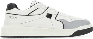 Valentino Garavani One Stud Low-Top Sneakers