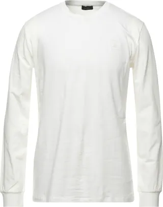 T-shirt White