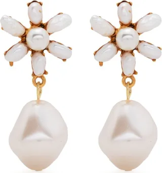 Amala Flower pearl earrings