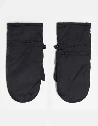 Urbancode padded mittens in black