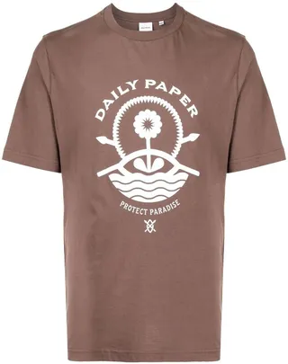 graphic-print T-shirt
