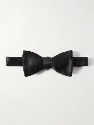 Pre-Tied Duchesse Silk-Satin Bow Tie