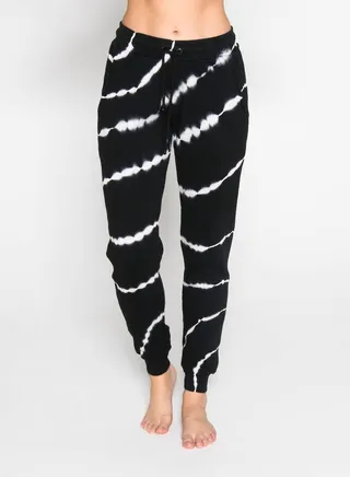 Tasha Flat Pocket Sweatpants in Black