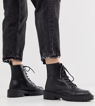 RAID Exclusive Micah black lace up flat boots