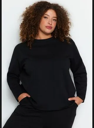 Black Thick Knitted Sweatshirt TBBAW24AO00030