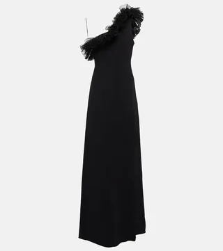 One-shoulder gown