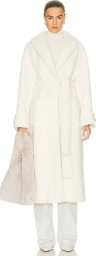 STAND STUDIO Tinley Faux Fur Coat in White