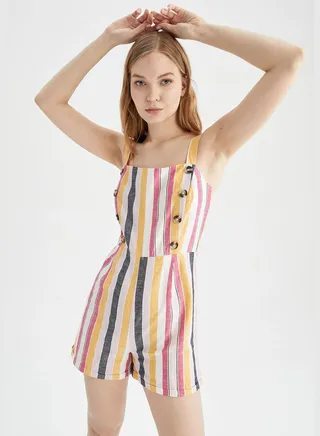 Woman Square Neck Strappy Jump Suit