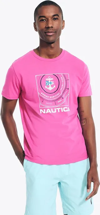 Sustainably Crafted Compass Graphic T-Shirt