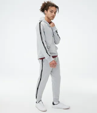 Aeropostale Men's Heritage Logo Tape Jogger Sweatpants