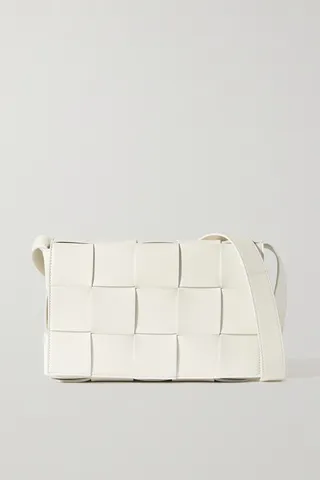 Bottega Veneta - Cassette Intrecciato Leather Shoulder Bag - White