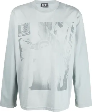 graphic-print detail T-shirt