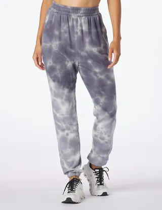 Powder Jogger in Indigo Ombre