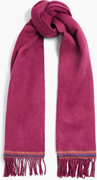 Fringed wool scarf