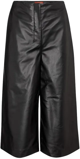 High-rise leather Bermuda shorts