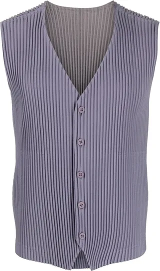 ISSEY MIYAKE- V-neck Pleated Vest
