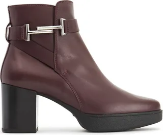 Double T leather ankle boots