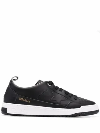 Yeah low-top sneakers
