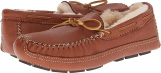 Minnetonka Sheepskin Lined Moose Slipper (Carmel Moose) Men's Moccasin Shoes
