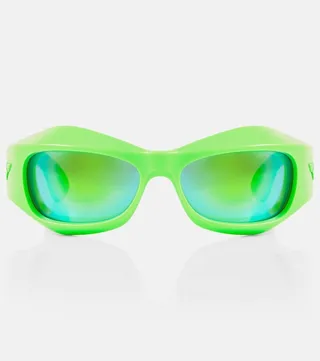 Mirrored oval sunglasses