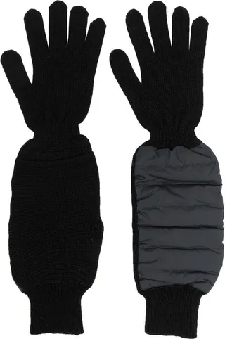 Patch full-sleeve padded gloves
