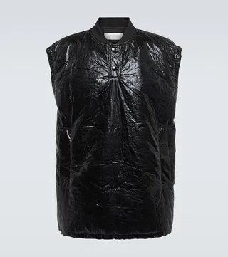 Sleeveless vest