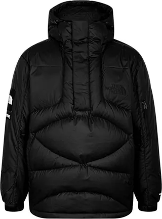 x The North Face 800-Fill pullover jacket