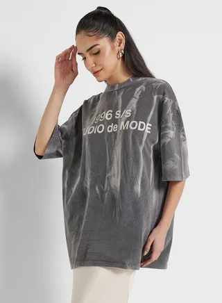 Crew Neck Graphic T-Shirt
