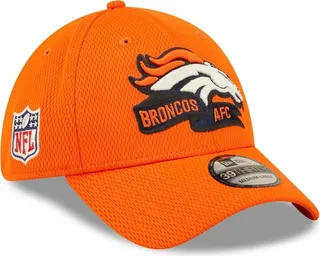 Men's New Era Orange Denver Broncos 2022 Sideline 39THIRTY Coaches Flex Hat