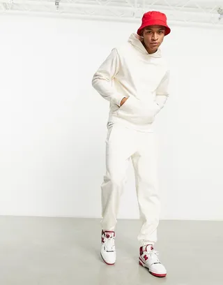 New Balance State sweatpants in off
