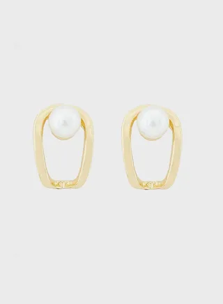 Pearl Stud Earrings
