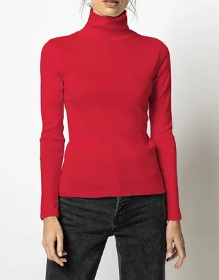 Long Sleeve Turtleneck Tee in Cherry