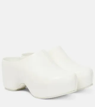 G leather clogs