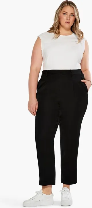 Smart Look Relaxed Trouser