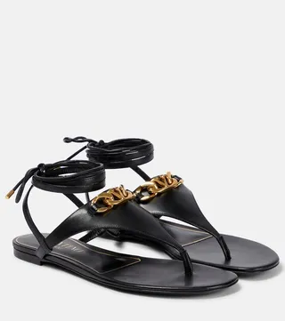 VLogo Chain leather thong sandals