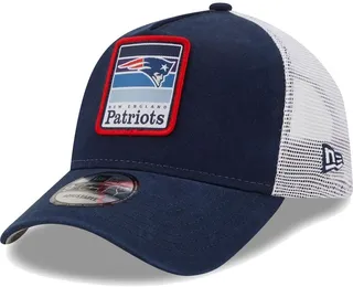 Men's Navy and White New England Patriots Gradient Trucker 9FORTY Snapback Hat