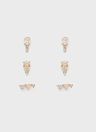 Fearia Casual Earrings