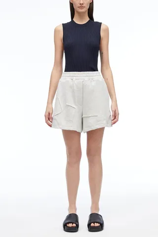 Patched Sweatshort in ash