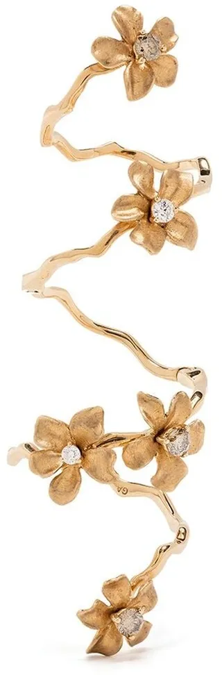 18kt Yellow Gold Diamond Flower Ring