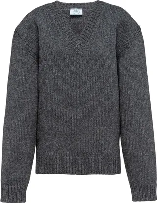 V-neck knitted long-sleeve jumper